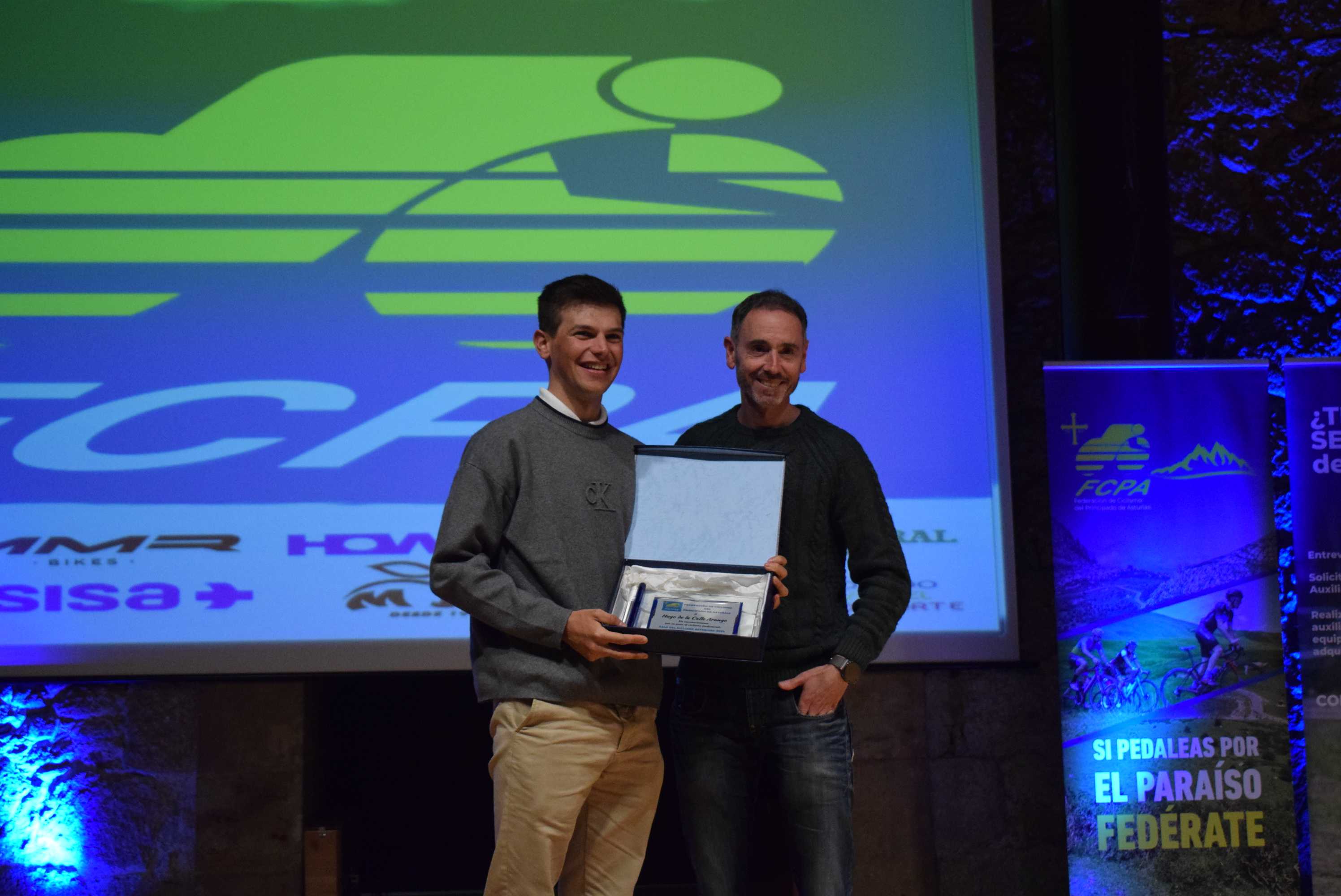 La Gala del Ciclismo Asturiano Premia la Diversidad y el Relevo Generacional en una Noche de Emociones