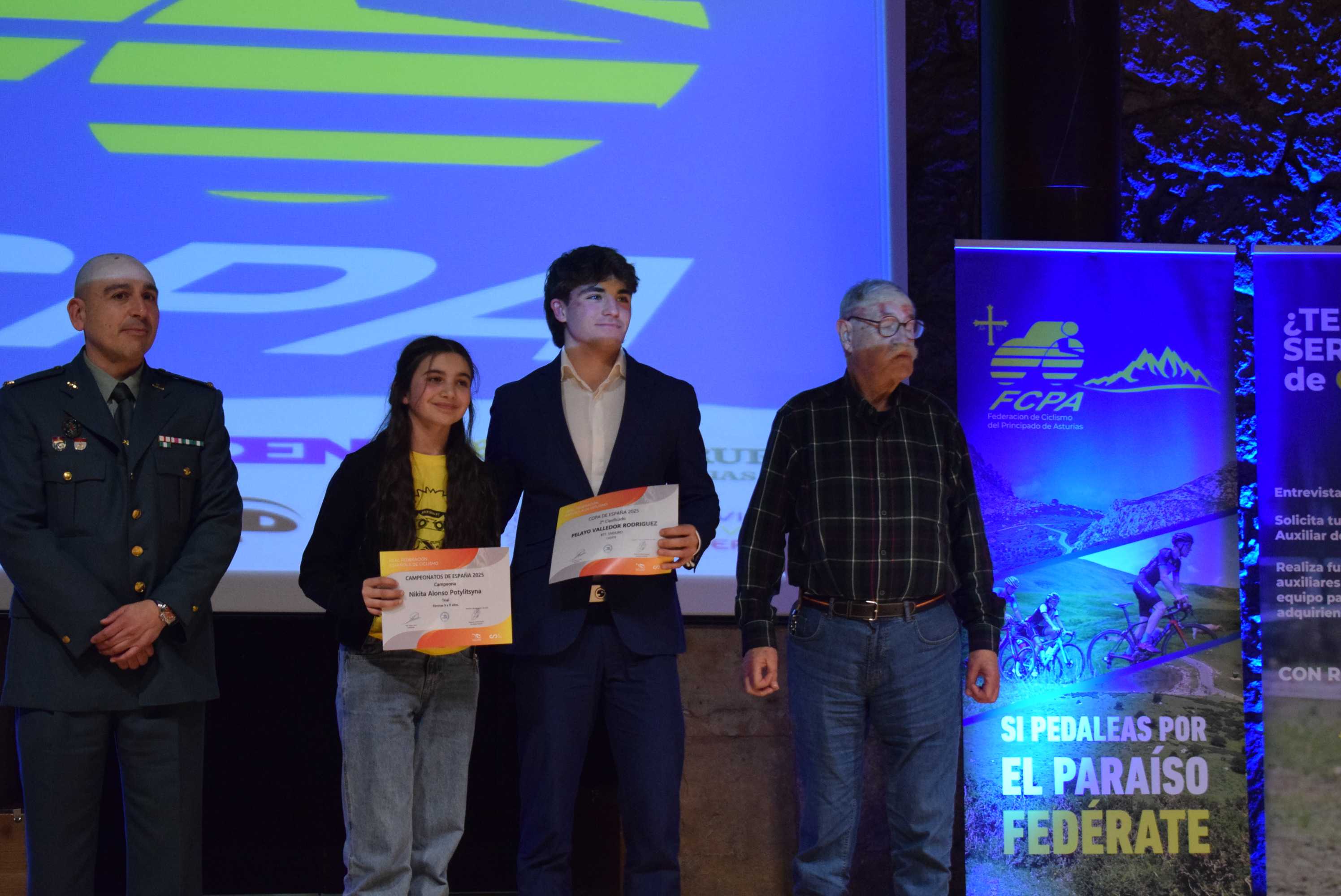La Gala del Ciclismo Asturiano Premia la Diversidad y el Relevo Generacional en una Noche de Emociones