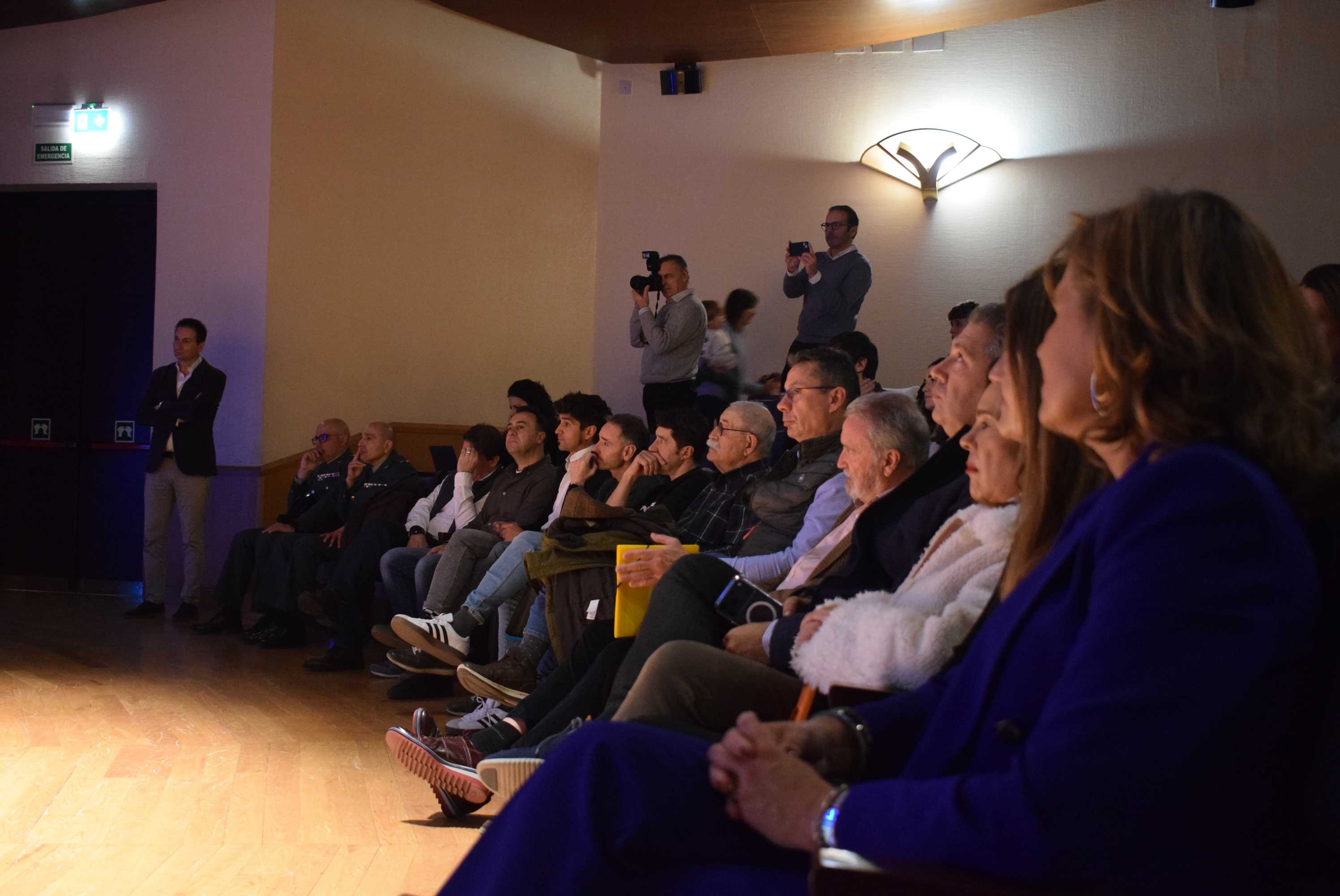 La Gala del Ciclismo Asturiano Premia la Diversidad y el Relevo Generacional en una Noche de Emociones