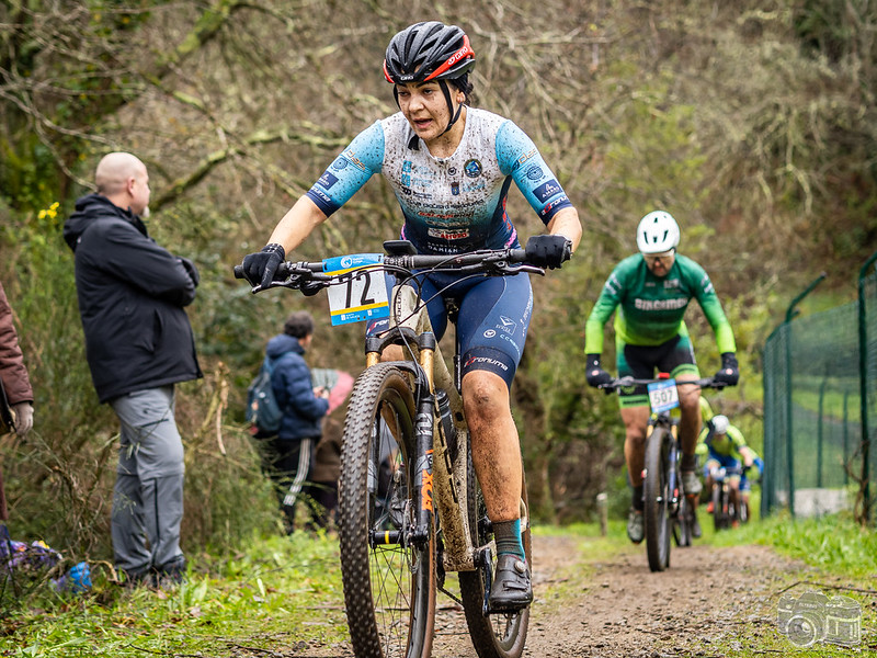 Lara Lois e Ángel Maneiro aumentan a súa colección de títulos autonómicos co de BTT Resistencia