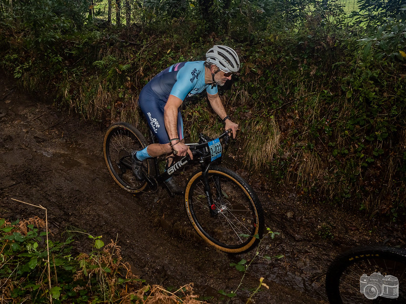 Lara Lois e Ángel Maneiro aumentan a súa colección de títulos autonómicos co de BTT Resistencia