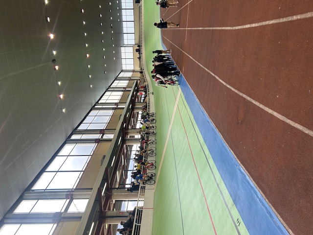 Éxito de la jornada de los 6 Días de Pista de la Comunidad de Madrid en el Velódromo Tasio Greciano