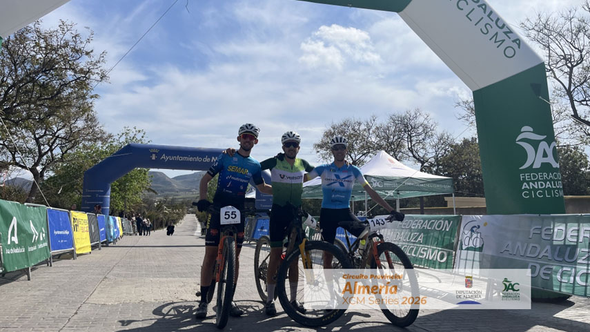 Jose-David-Latorre-y-Nerea-Garcia-comandan-en-Nijar