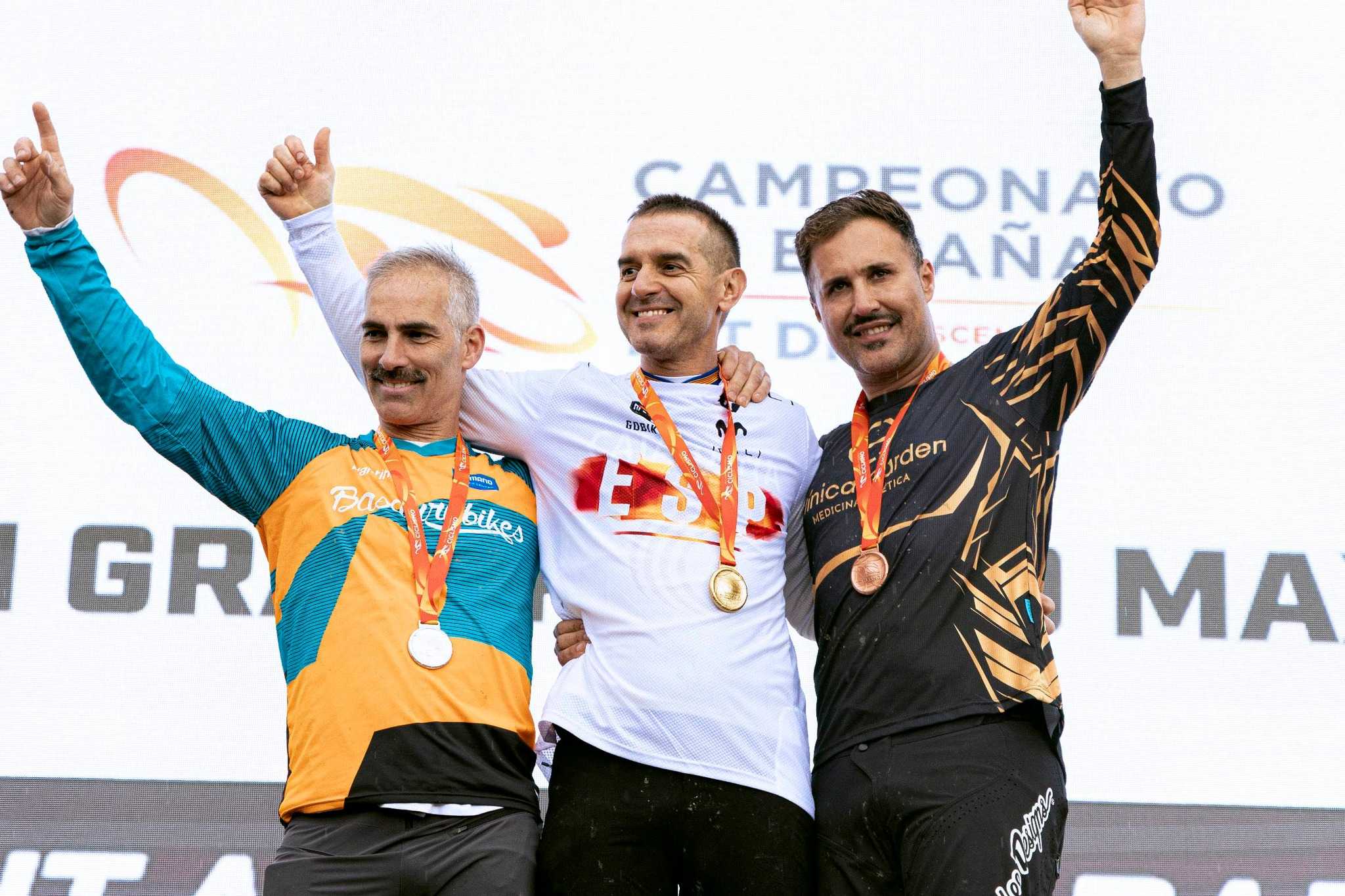 Ángel Suárez e Dani Barcia proclámanse campións de España de Descenso en Sant Andreu de la Barca