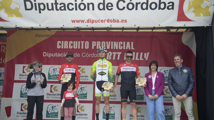 Jose-Antonio-Trujillo-y-Elena-Tienda-destacan-en-el-V-Rally-Villa-de-Rute