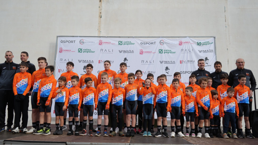 Aiacor-abre-la-temporada-de-Escuelas-en-Valencia-y-da-inicio-a-la-Challenge-Feminas-alevin-e-infantil