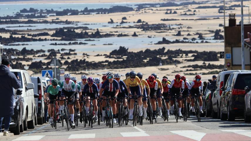 La-Copa-de-Espana-Feminas-2026-comienza-con-el-G-P-Cantabria-Deporte-X-Trofeo-Ciclismo-Femenino-Villa-de-Noja