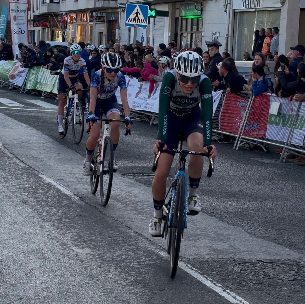 Eva Anguela vence en Noja y se viste como líder de la Copa de España Féminas