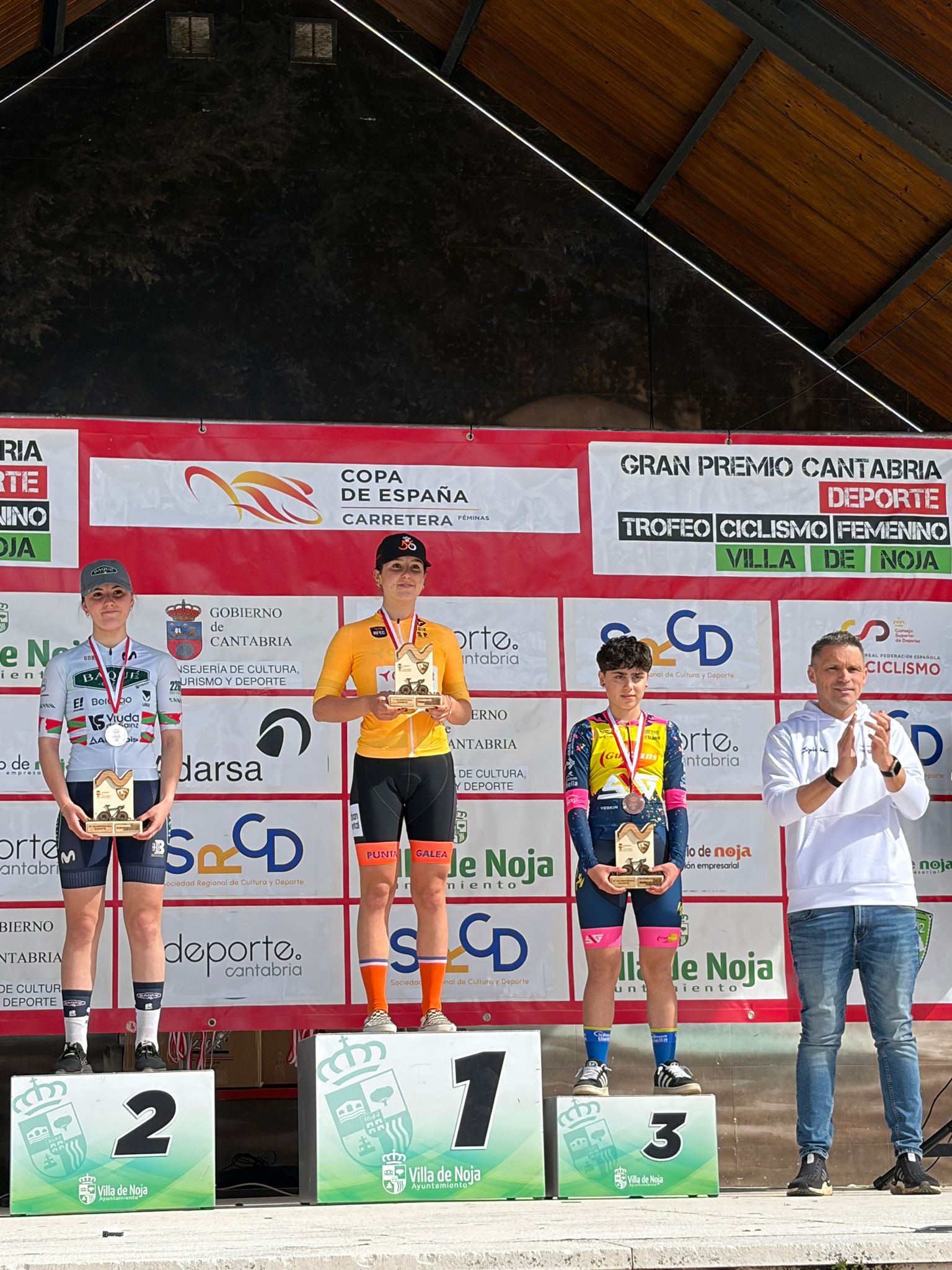 Eva Anguela vence en Noja y se viste como líder de la Copa de España Féminas