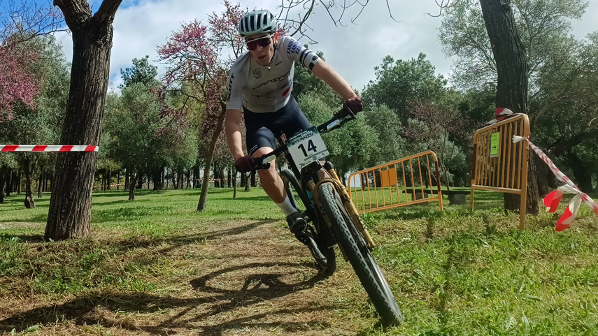 Rincon-y-Banez-cierran-con-victoria-en-Lebrija-el-Circuito-Diputacion-de-Sevilla-BTT-Rally-2025-26