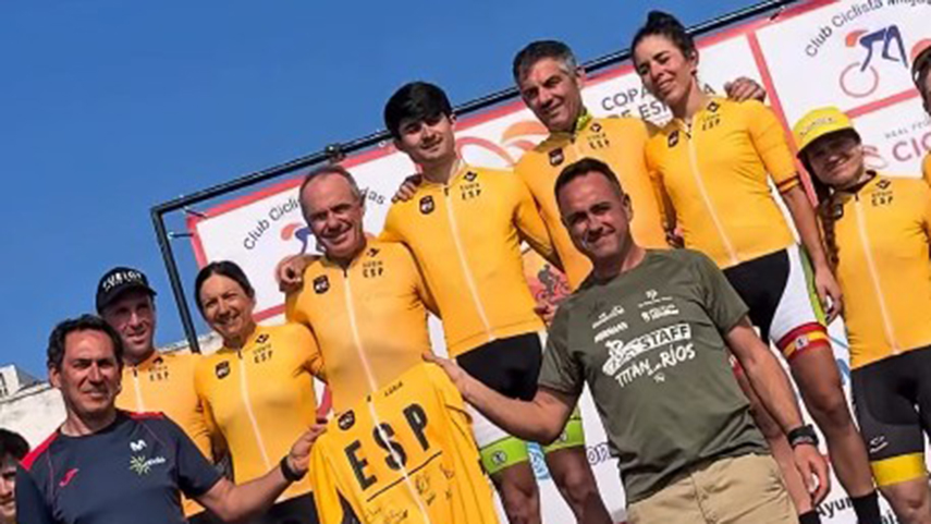 Raul-Rodriguez-y-Maria-Reyes-Murillo-se-imponen-en-la-Titan-de-los-Rios-de-Copa-de-Espana-de-XCM