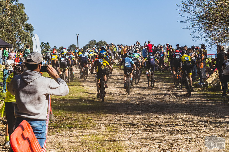 Lara Lois e Jorge Aguín impoñen o seu punto en Armenteira
