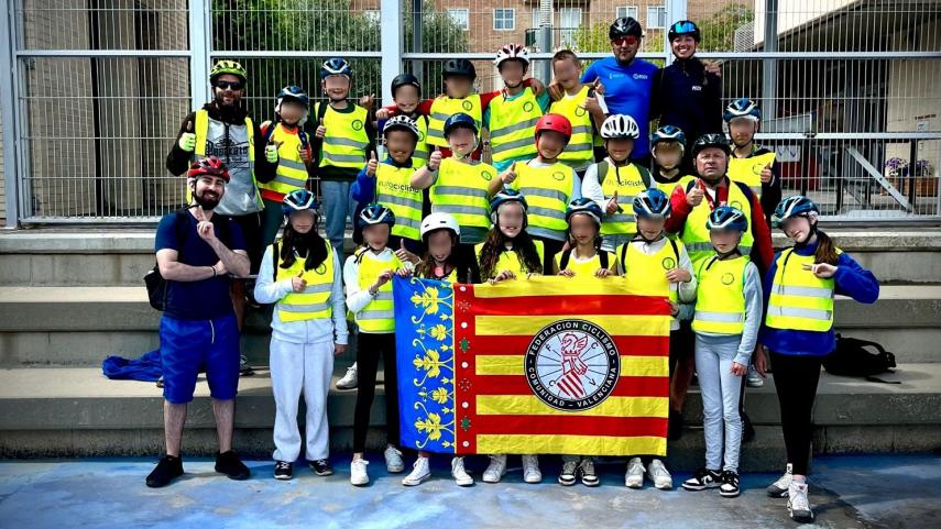 Record-de-participacion-en-Aula-Ciclista-con-mas-de-28000-jovenes-durante-el-ano-2025
