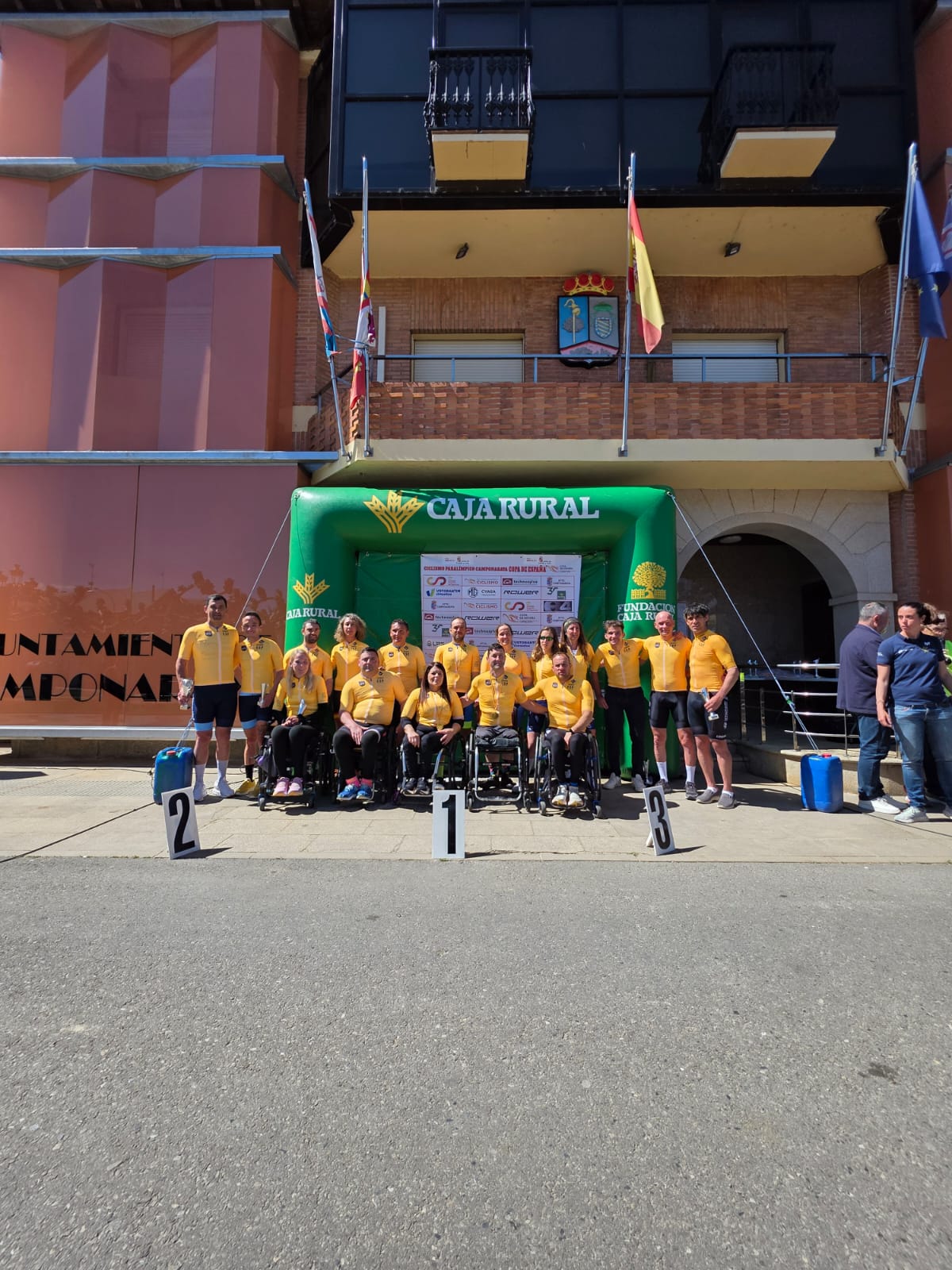 El Pelotón Camponaraya acoge con éxito la penúltima cita de la Copa de España de Ciclismo Paralímpico imagen