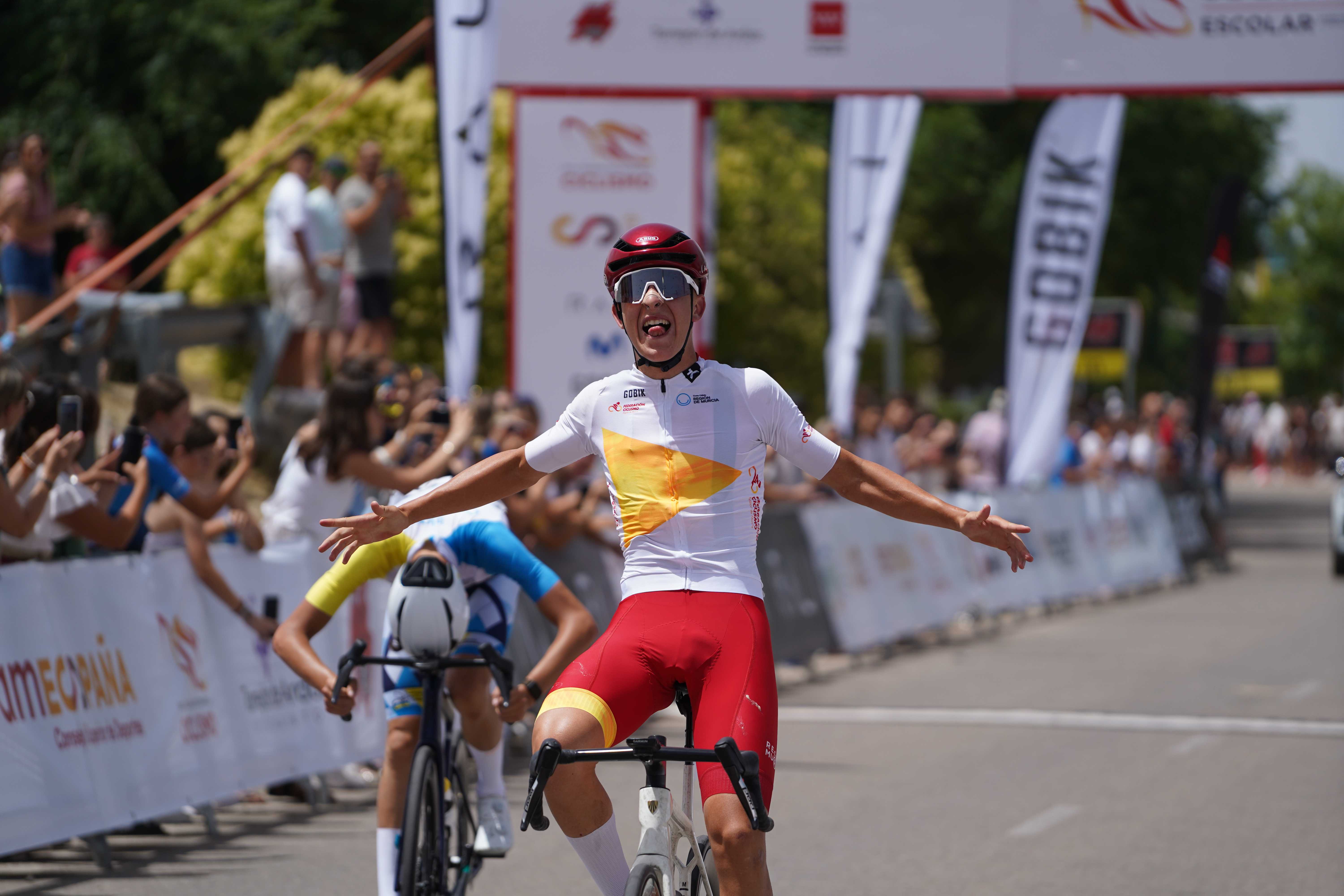 El Pelotón Noa Vega y Juan Bastida conquistan los títulos cadetes en línea en el Campeonato de España Escolar de Torrejón de Ardoz imagen
