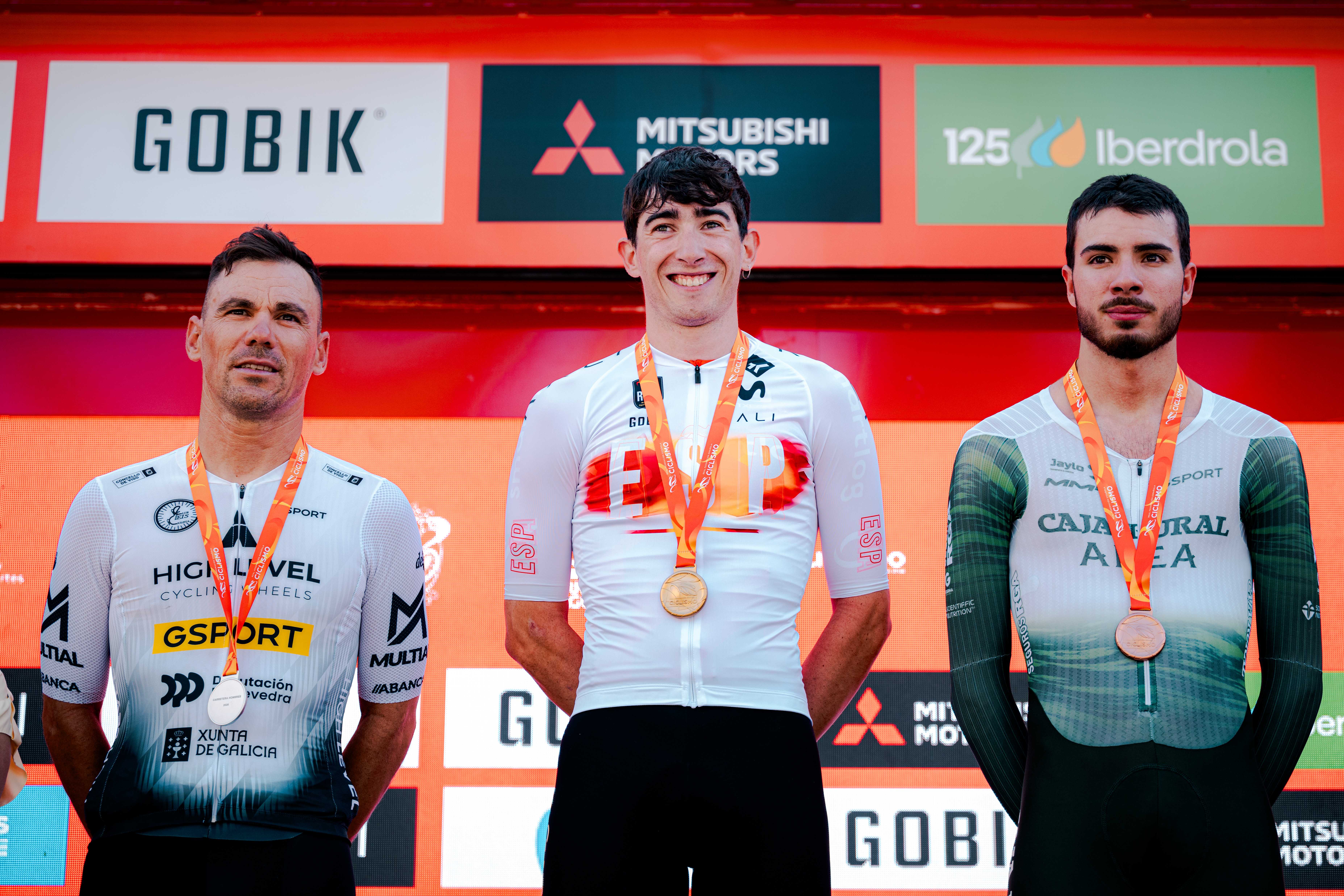 Podio del #CESabiñánigo26 de CRI élite masculino (Foto: RFEC)